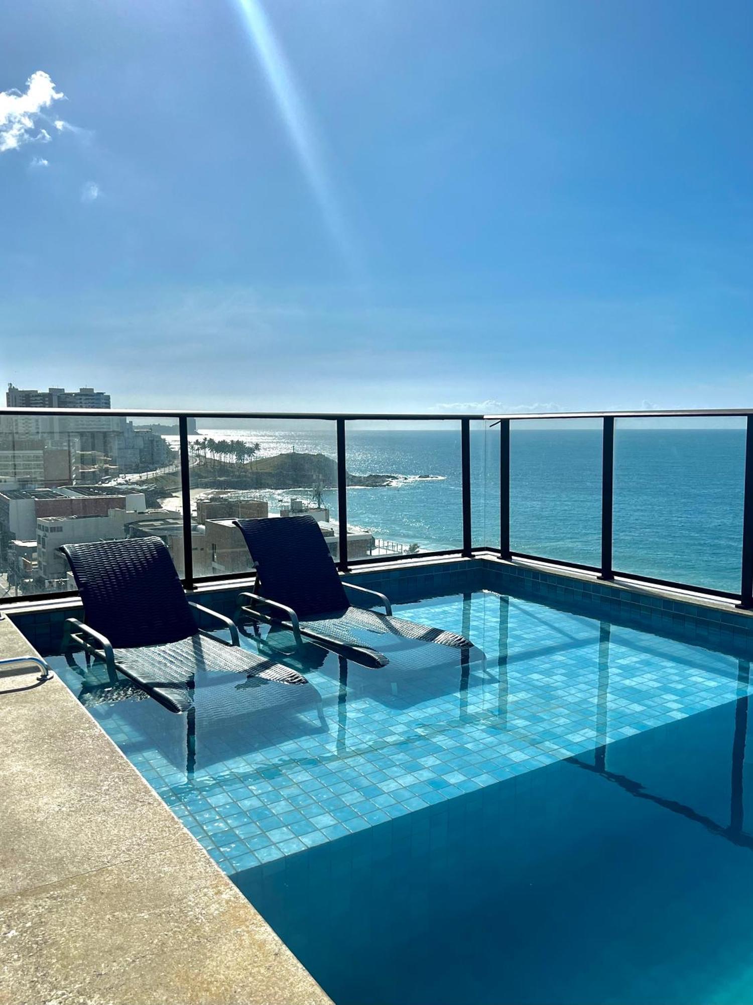 Lindo Flat No Farol Da Barra Lägenhet Salvador Exteriör bild